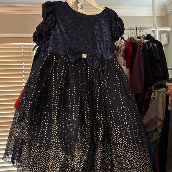 Live show listing all sales are final, please bid responsibly - Picture 4 of 4